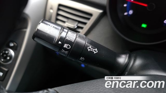 Hyundai i30 2015 — photo 28