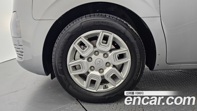 Hyundai Staria 2022 — photo 5