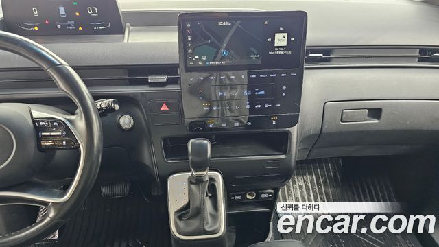 Hyundai Staria 2022 — photo 18