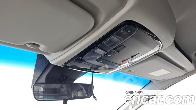 Hyundai Staria 2022 — photo 24