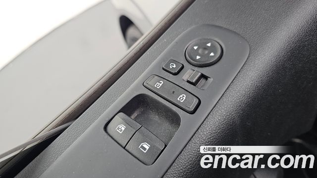 Hyundai Staria 2022 — photo 28