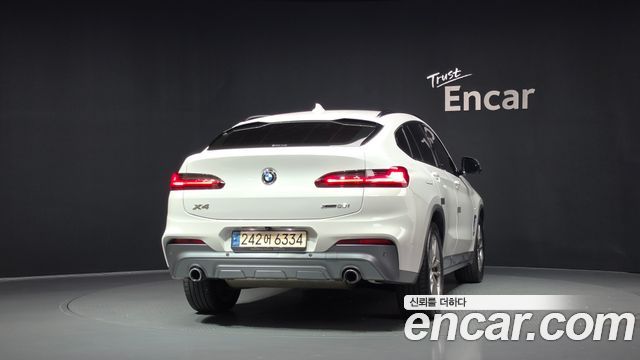 BMW X4 2021 — photo 4