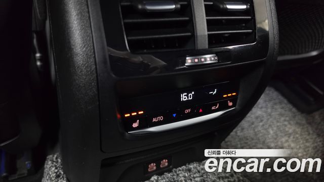 BMW X4 2021 — photo 25