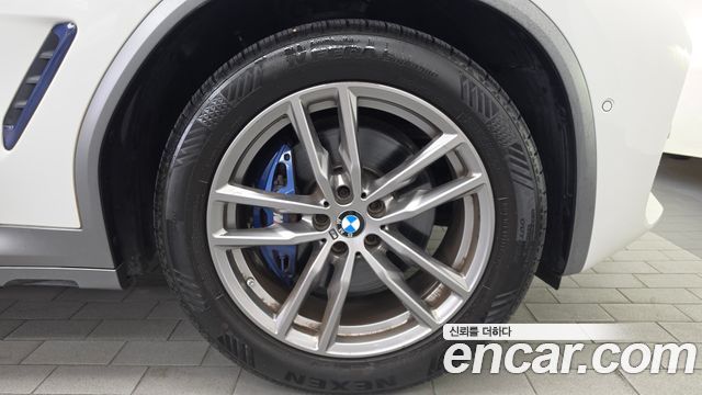 BMW X4 2021 — photo 7