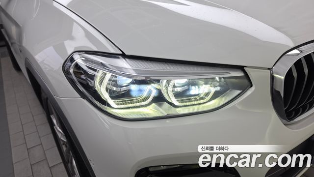 BMW X4 2021 — photo 8