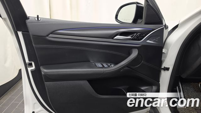 BMW X4 2021 — photo 14