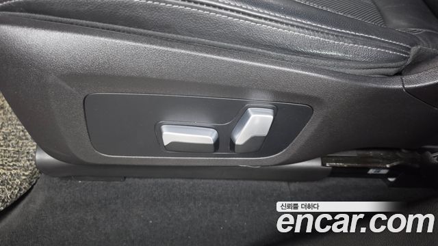 BMW X4 2021 — photo 32