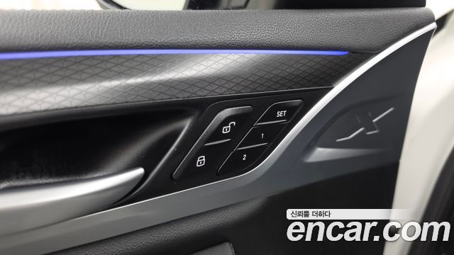 BMW X4 2021 — photo 33
