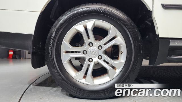 KG Mobility KORANDO 2014 — photo 5