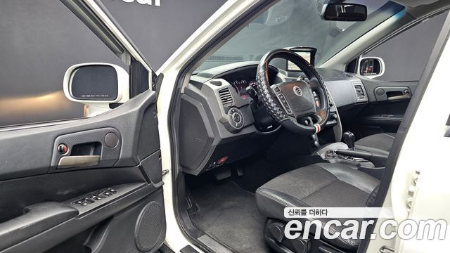 KG Mobility KORANDO 2014 — photo 10