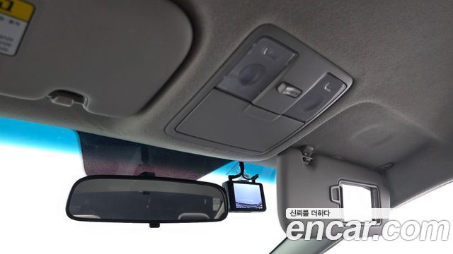 Kia K3 2016 — photo 25
