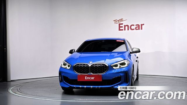 BMW 1-Series 2021 — photo 3