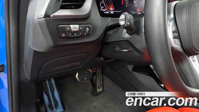BMW 1-Series 2021 — photo 23