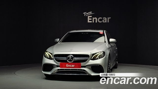 Mercedes-Benz E-Class 2017 — photo 3