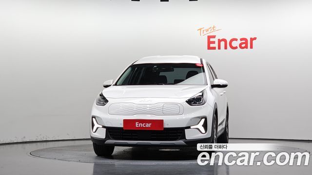 Kia Niro 2023 — photo 3
