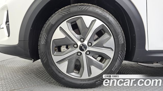 Kia Niro 2023 — photo 5