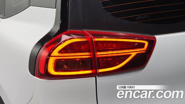 Kia Niro 2023 — photo 9