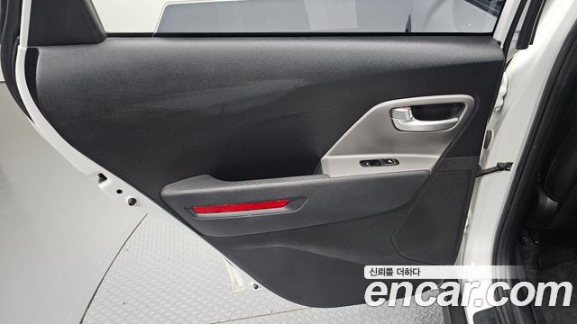 Kia Niro 2023 — photo 15