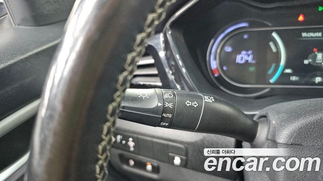 Kia Niro 2023 — photo 27