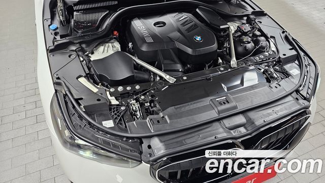 BMW 5-Series 2025 — photo 6