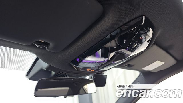 BMW 5-Series 2025 — photo 26