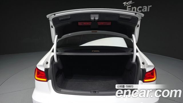 Audi A3 2016 — photo 20