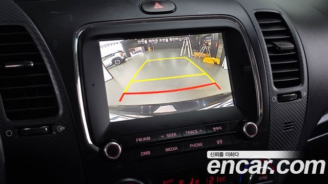 Kia K3 2016 — photo 14