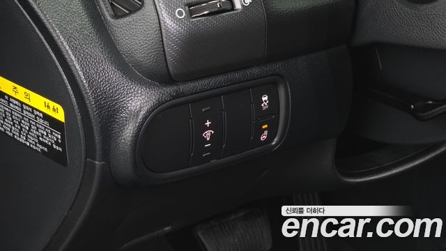Kia K3 2016 — photo 19