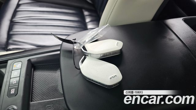 Kia EV9 2024 — photo 22
