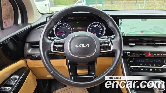 Kia Canival 2023 — photo 19