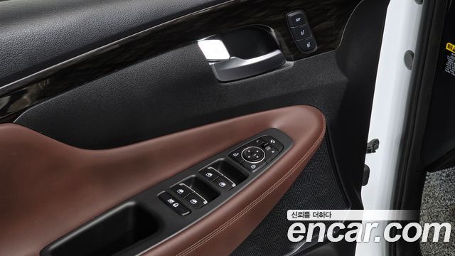 Hyundai Santafe 2020 — photo 16