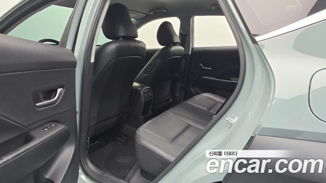 Hyundai Kona 2023 — photo 17
