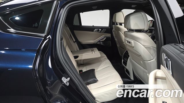 BMW X6 2022 — photo 17