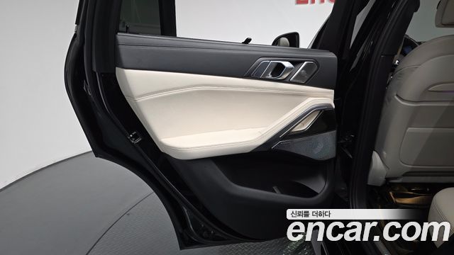 BMW X6 2022 — photo 15