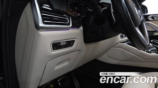 BMW X6 2022 — photo 29