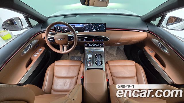 Genesis GV70 2025 — photo 10