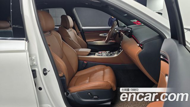 Genesis GV70 2025 — photo 13