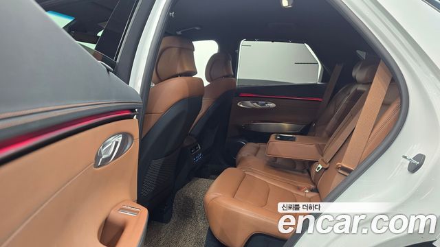 Genesis GV70 2025 — photo 18
