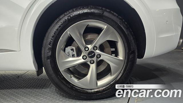 Genesis GV70 2025 — photo 7