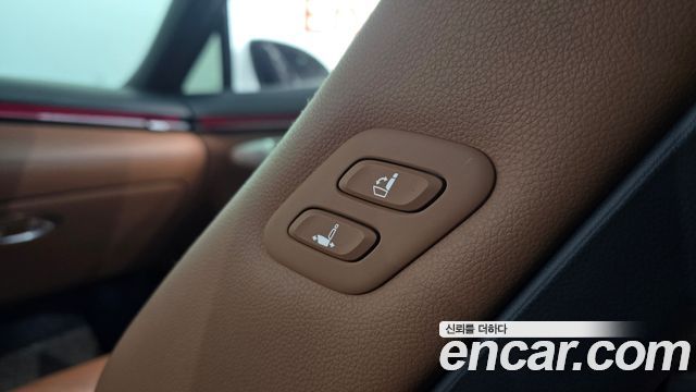 Genesis GV70 2025 — photo 30