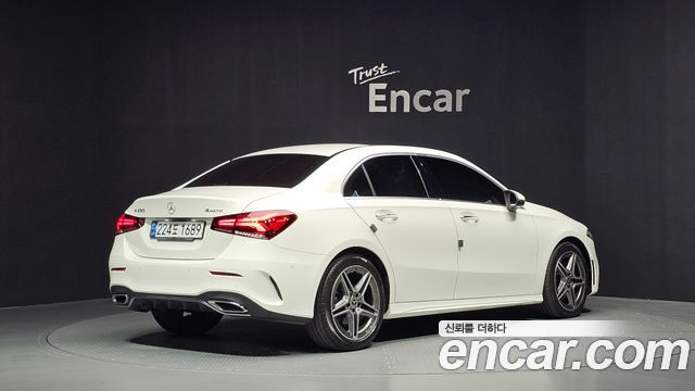 Mercedes-Benz A-Class 2022 — photo 2