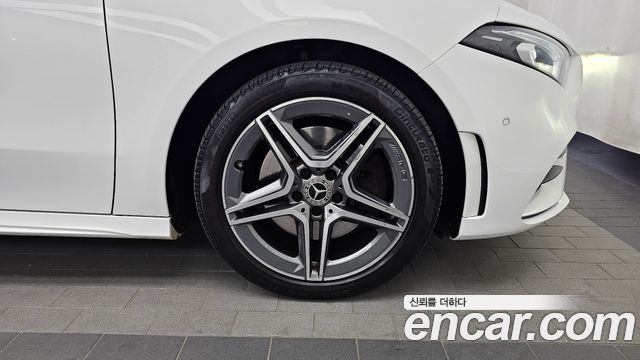 Mercedes-Benz A-Class 2022 — photo 7