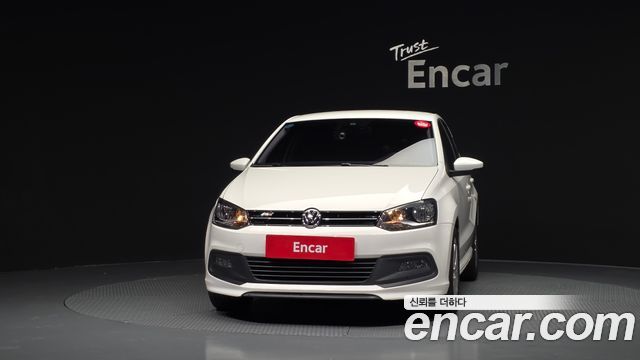 Volkswagen Polo 2014 — photo 3
