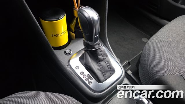 Volkswagen Polo 2014 — photo 9