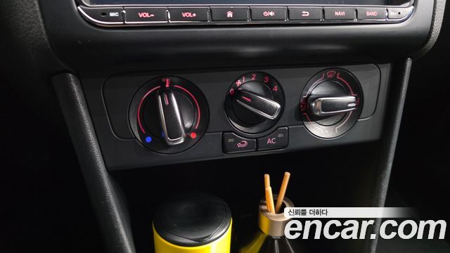 Volkswagen Polo 2014 — photo 18