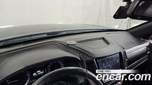 KG Mobility Rexton 2020 — photo 32