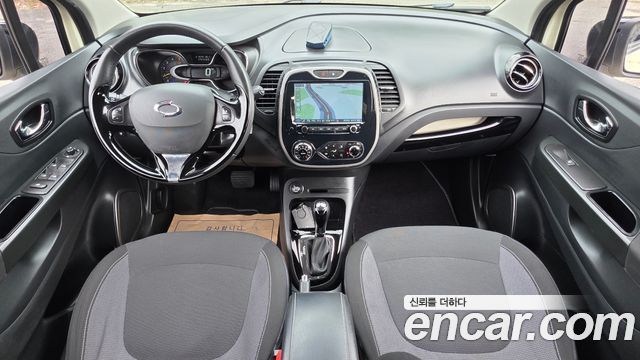 Renault Korea QM3 2015 — photo 10