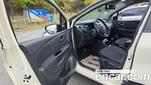 Renault Korea QM3 2015 — photo 13