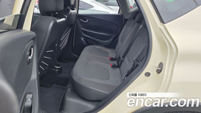 Renault Korea QM3 2015 — photo 17