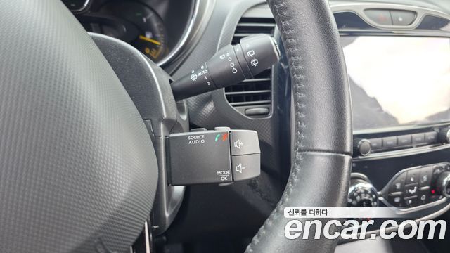 Renault Korea QM3 2015 — photo 22